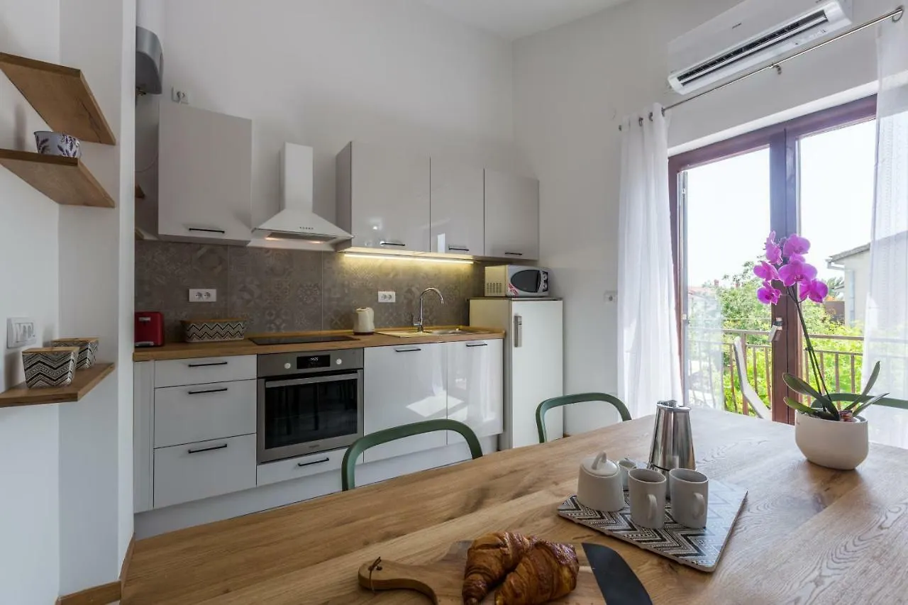Apartment Lungera Pula